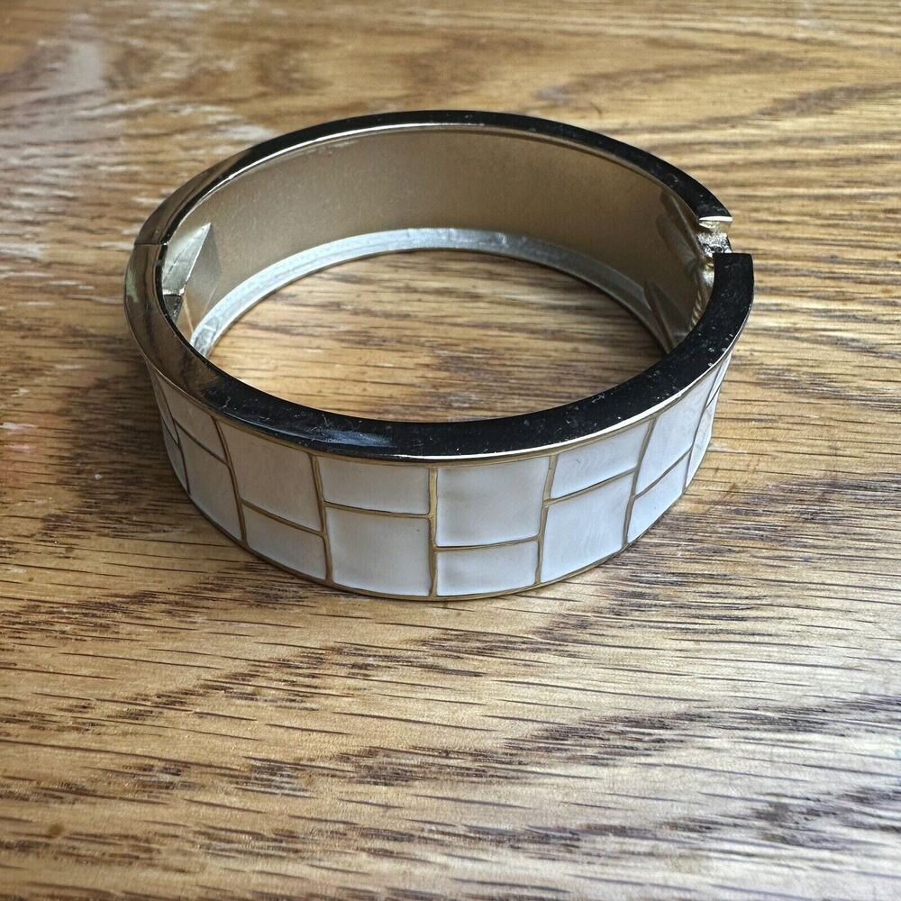 Sequin Nordstrom Off White Gold Tone Enamel Hinge Bangle $42 NWOT #174
